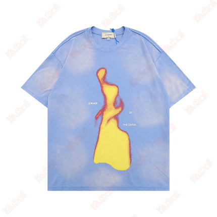 blue short sleeve shirt